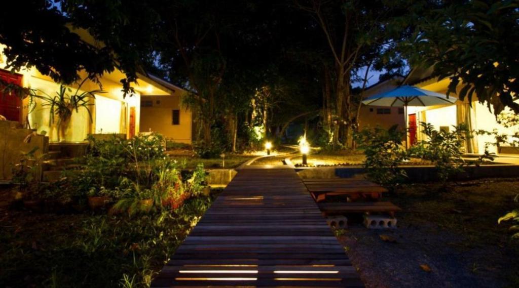 Villa De Mama Rawai Экстерьер фото