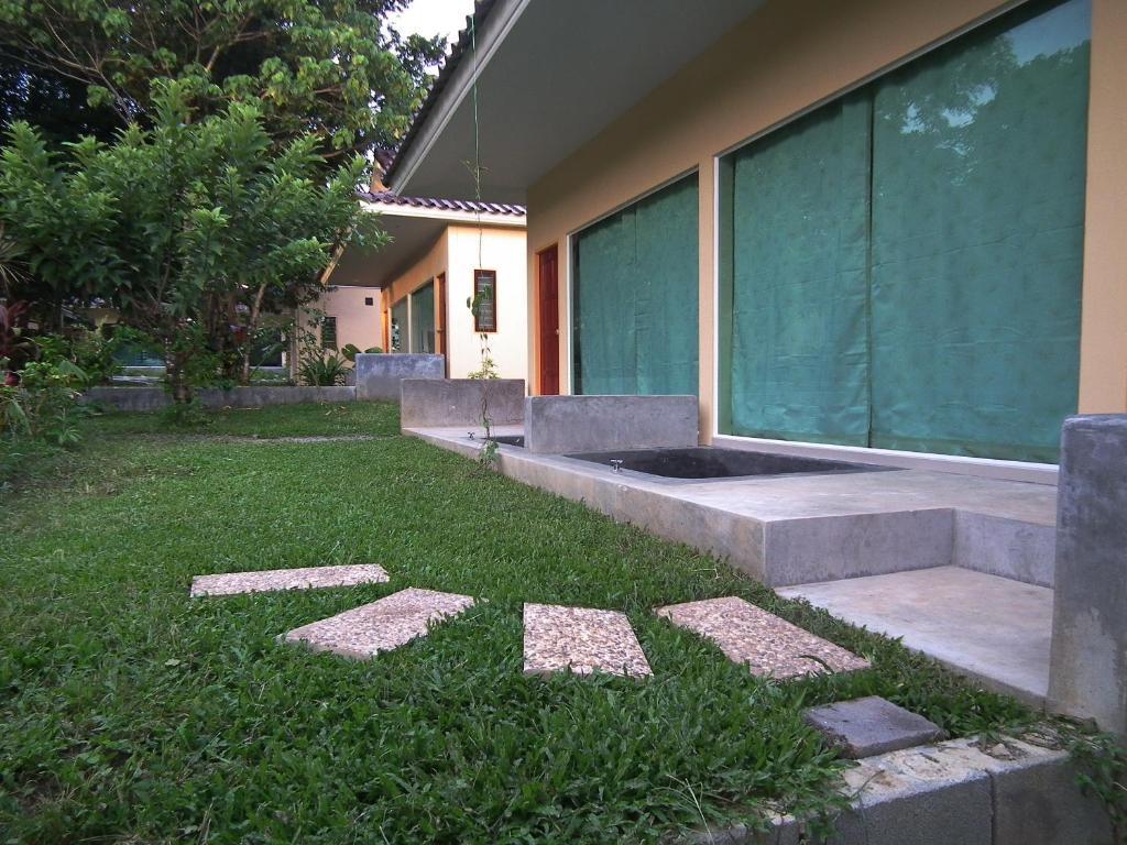 Villa De Mama Rawai Экстерьер фото